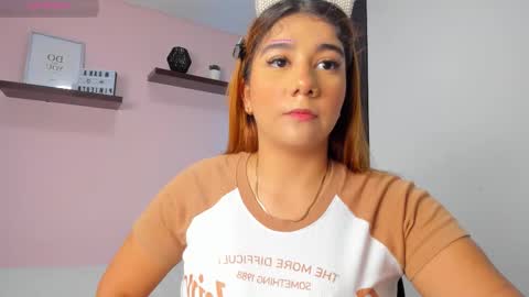 Tifany  online show from 10/27/25, 08:24