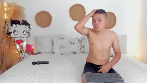 tifanyrossii online show from 07/07/26, 05:39