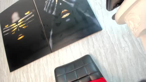 Tiffany online show from 01/11/25, 05:10