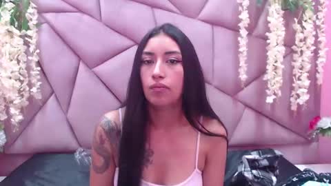 Snapshot of tiffani_hott_ chatting on 02/04/25, 03:00 TIFANI online show from 02/04/25, 03:00