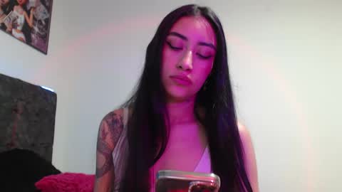 Snapshot of tiffani_hott_ chatting on 09/12/25, 03:06 TIFANI online show from 09/12/25, 03:06