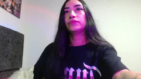 Snapshot of tiffani_hott_ chatting on 10/04/25, 03:48 TIFANI online show from 10/04/25, 03:48