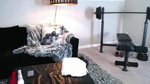 Tiffani Love online show from 12/25/24, 06:30