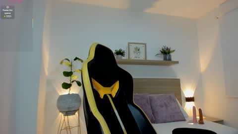 Snapshot of tiffanny_doll_ chatting on 02/03/26, 07:19 T I F F A N N Y online show from 02/03/26, 07:19