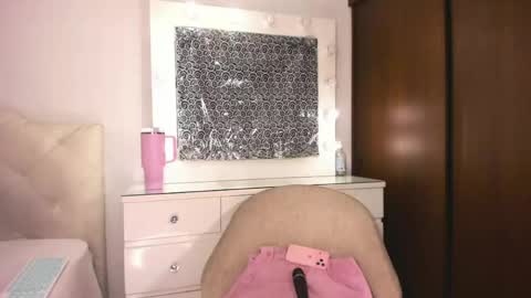 Tiff online show from 04/25/26, 03:53