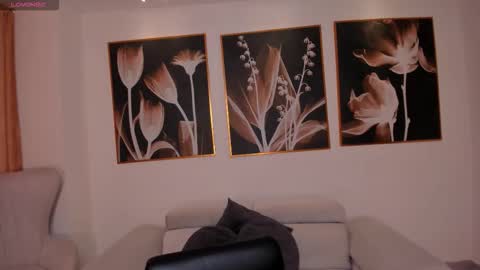 Tiffanny Sins online show from 03/06/26, 11:28