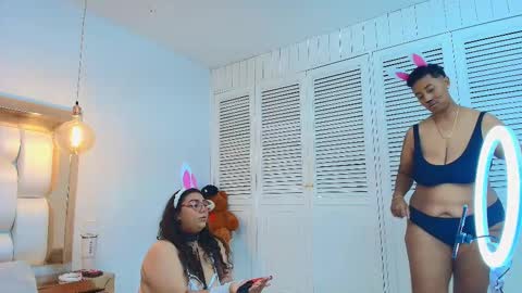 Tiffany and Stacy online show from 10/08/25, 08:28