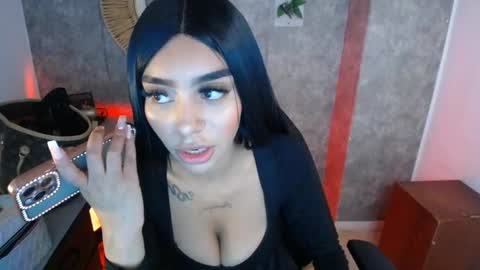 Snapshot of tiffany_1m chatting on 12/30/24, 04:29 tiffany_1m online show from 12/30/24, 04:29