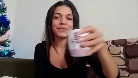 Snapshot of tiffany_chloe chatting on 12/16/24, 11:44 Tiffany online show from 12/16/24, 11:44