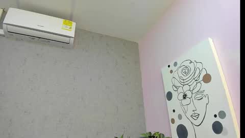 Snapshot of tiffany_mendez chatting on 02/16/26, 12:01 tiffany_mendez online show from 02/16/26, 12:01