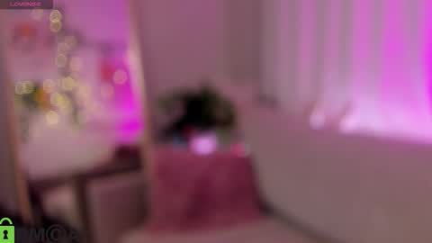 tiffany_robinson online show from 03/20/26, 07:52