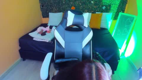 tiffany_sander online show from 12/24/24, 03:38