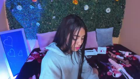 tiffany_sander online show from 01/26/25, 07:21