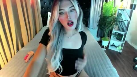 tiffany online show from 09/29/25, 11:53