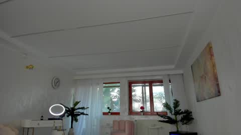 Snapshot of tiffanyhouston_ chatting on 12/12/24, 06:36 Tiffany Houston online show from 12/12/24, 06:36