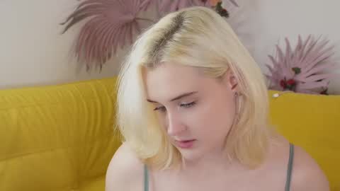 Snapshot of tiffanyjons chatting on 10/29/25, 05:36 tiffanyjons online show from 10/29/25, 05:36