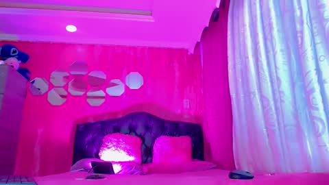 tiffanymackensyy69 online show from 03/09/26, 01:42