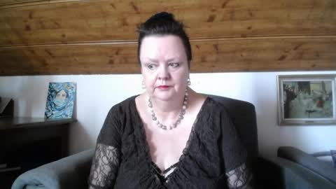 Snapshot of tiffanymature chatting on 05/06/26, 07:13 TiffanyMature online show from 05/06/26, 07:13
