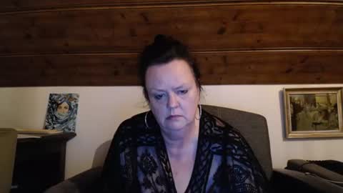 Snapshot of tiffanymature chatting on 07/23/26, 09:24 TiffanyMature online show from 07/23/26, 09:24