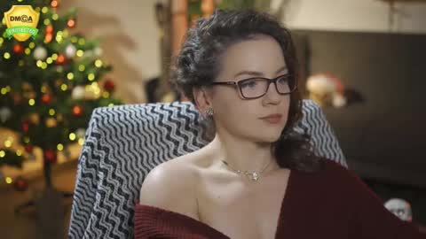 tiffanyriox online show from 12/02/25, 12:49