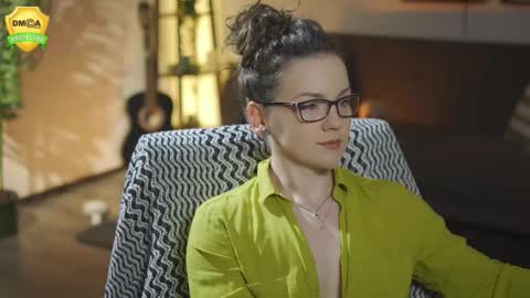 tiffanyriox online show from 03/20/26, 12:48