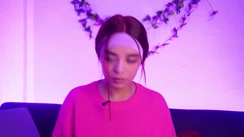 My name is Tiffany welcome  online show from 03/25/26, 03:45