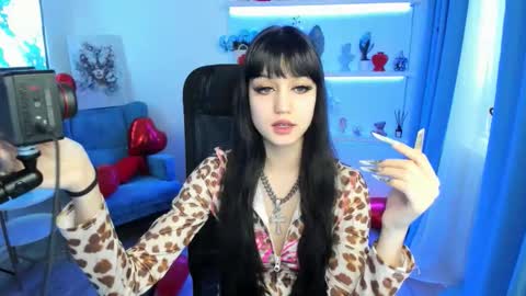 Snapshot of tiffanyyoun chatting on 02/10/26, 11:14 tiffanyyoun online show from 02/10/26, 11:14