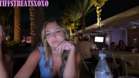 Tiffstreatsxoxo online show from 04/22/26, 03:42