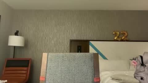 Tiffstreatsxoxo online show from 04/23/26, 04:53