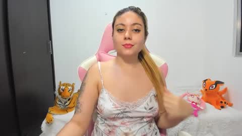 Ana online show from 03/09/25, 12:42