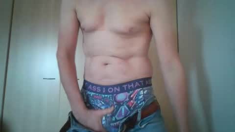 tigerjow941808 online show from 10/31/25, 03:13