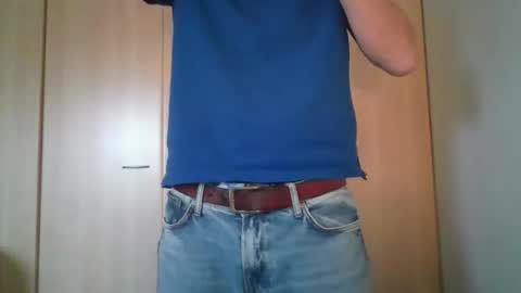 tigerjow941808 online show from 12/01/25, 08:30