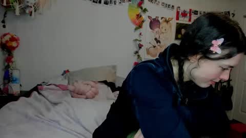 Snapshot of tiggerrosey chatting on 01/02/25, 03:48   All my Links online show from 01/02/25, 03:48