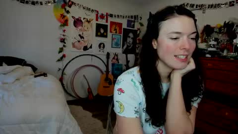 Snapshot of tiggerrosey chatting on 02/12/25, 10:59   All my Links online show from 02/12/25, 10:59