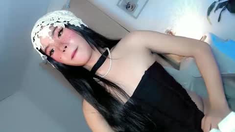 Snapshot of tight_elliana chatting on 09/29/25, 06:18 tight_elliana online show from 09/29/25, 06:18