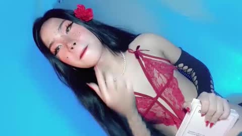 Snapshot of tight_elliana chatting on 10/19/25, 06:41 tight_elliana online show from 10/19/25, 06:41