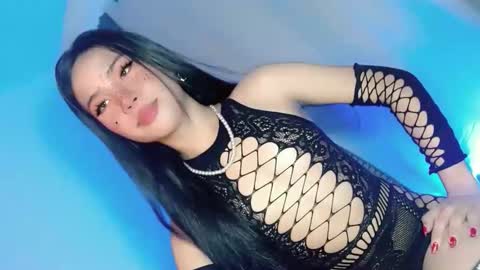 Snapshot of tight_elliana chatting on 10/25/25, 09:42 tight_elliana online show from 10/25/25, 09:42