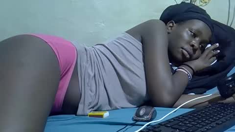 tight_pussie online show from 03/09/26, 06:56