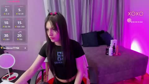 tiinajonus_ online show from 07/18/26, 04:49