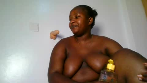 tikah_ online show from 07/27/26, 08:38