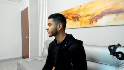 Tyler online show from 01/05/25, 12:31