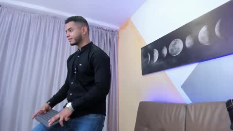 Tyler online show from 02/14/25, 08:26