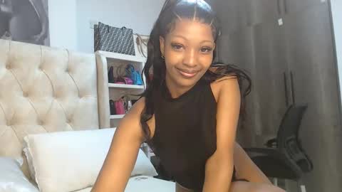 Tilly online show from 04/22/26, 02:36