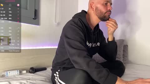 Tim Beard online show from 12/22/25, 01:24