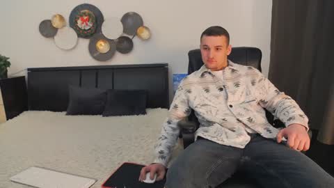 ask me online show from 01/05/25, 06:46