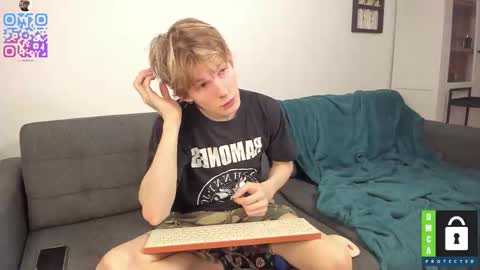 Snapshot of tim_milll chatting on 02/02/26, 08:40 Tim online show from 02/02/26, 08:40