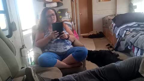 Tim  Amanda online show from 04/22/26, 05:47