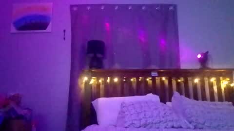 timbowwow online show from 12/22/25, 06:16