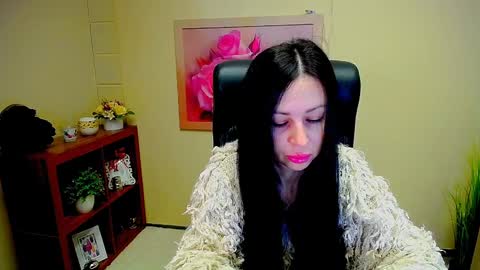 Luisa online show from 01/28/25, 08:04