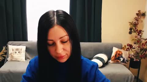 Luisa online show from 02/28/25, 09:04